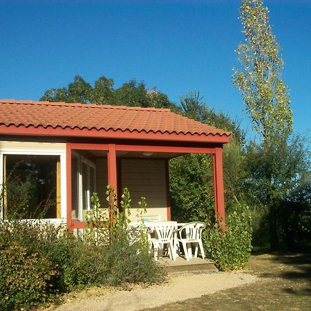Les Chalets Des Mousquetaires Mirepoix  Εξωτερικό φωτογραφία