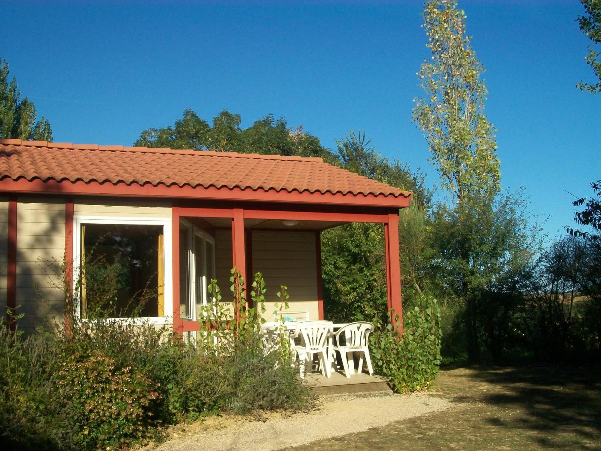 Les Chalets Des Mousquetaires Mirepoix  Εξωτερικό φωτογραφία