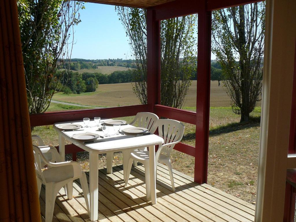 Les Chalets Des Mousquetaires Mirepoix  Δωμάτιο φωτογραφία